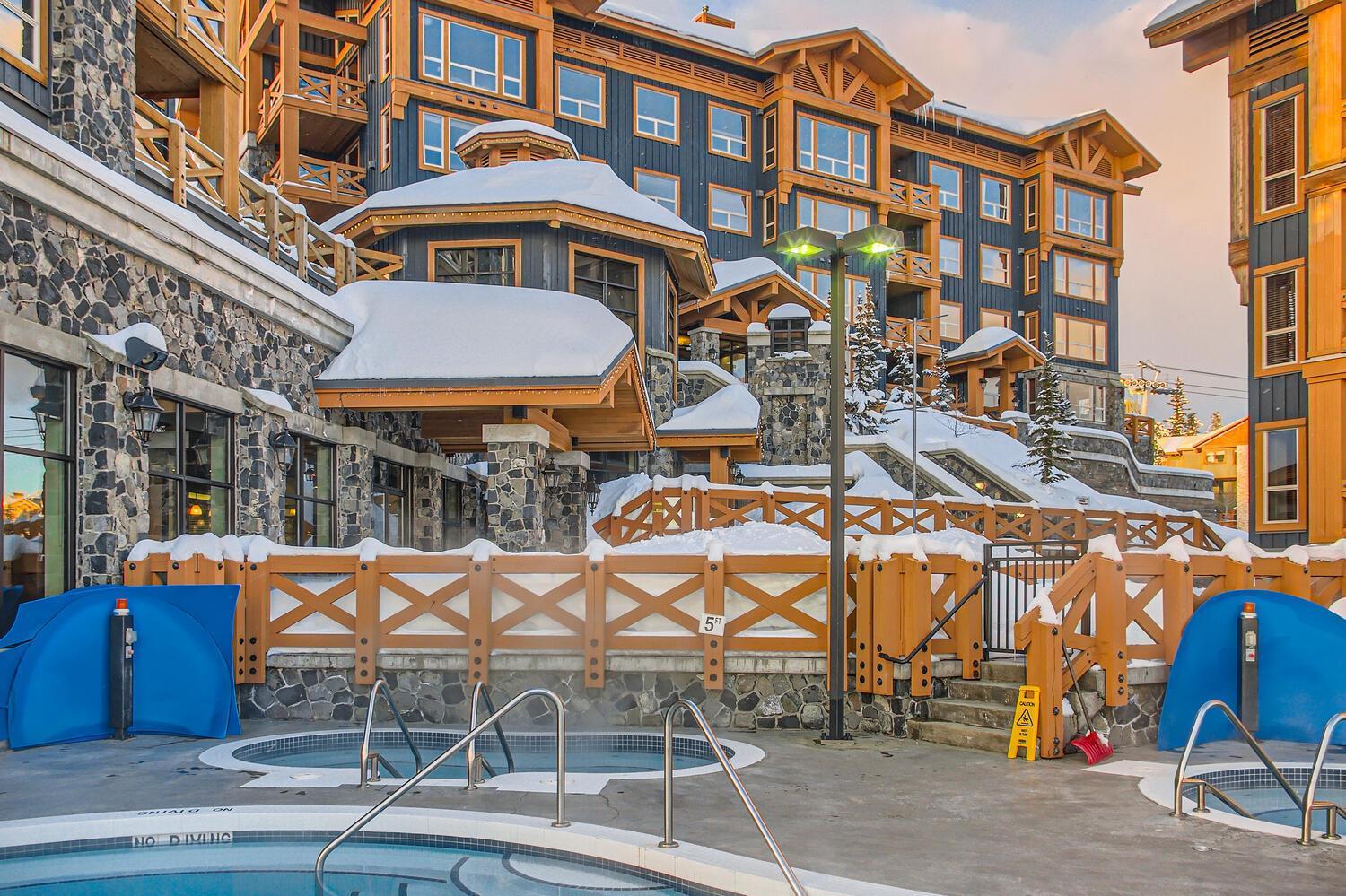 Stonegate Resort Unit A102 Big White Ski Resort Exterior photo